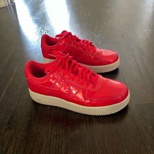 Nike Air Force 1 Low Ultraviolet Siren Red- size 9